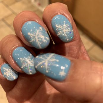 Great Falls Nails & Spa - Gel nail design for the holidays - Nail Salons Near Me - Great Falls, Virginia