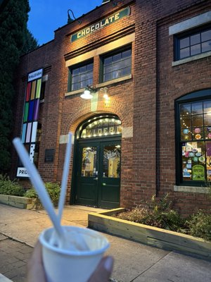 Videri Chocolate Factory - Chocolate Bean to Bar by null