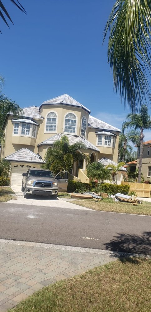 Slide of A squared roofing