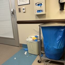 Baylor Scott & White  - Waxahachie - Trash can in our room