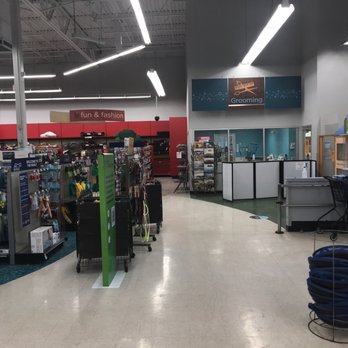 Petco - Pet Groomers Near Me - Homewood, Illinois