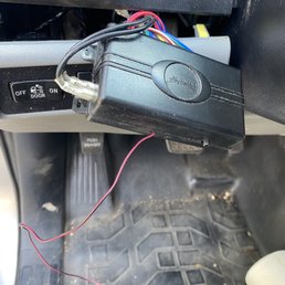 This was just stuffed in the dash and it's supposed to be mounted This was just stuffed in the dash and it's supposed to be mounted