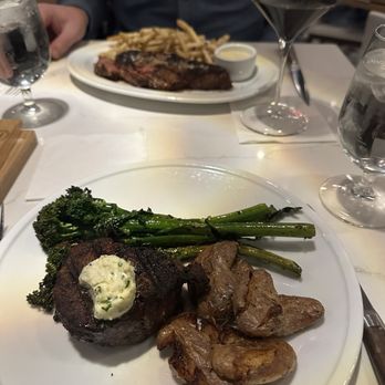 Pettibone - Filet & New York Strip dinners - Salad Near Me - Milford Charter Township, Michigan