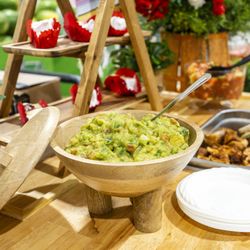 Talpa Supermercados - Peachtree Corners - Freshly made guacamole prepared with high-quality ingredients, alongside salsas and ready-to-enjoy foods. A true taste of the authentic flav