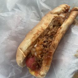 Lighthouse Food mart - NC-style bright leaf hot dog