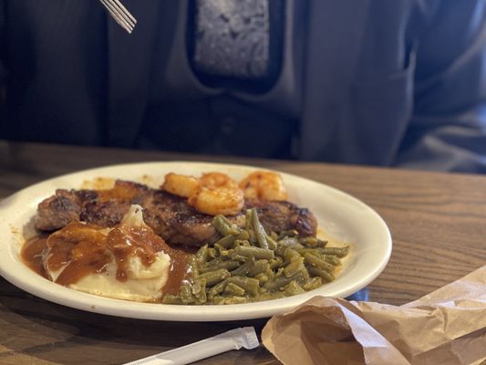 Cracker Barrel Old Country Store by null