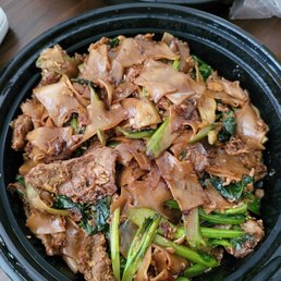 Pad see ew beef