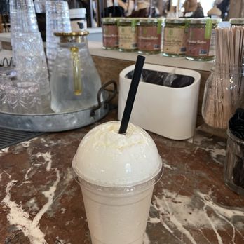 Coffeeology - Frozen chai - Coffee & Tea Near Me - Delaware, Ohio