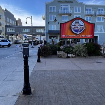 Bubba Gump Shrimp - Seafood Near Me - Monterey, California