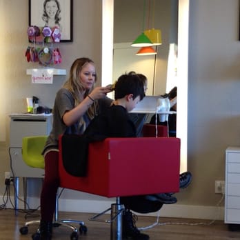 Snipz - Hair Salons Near Me - Novato, California