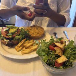 Black Bean Burger & Salad