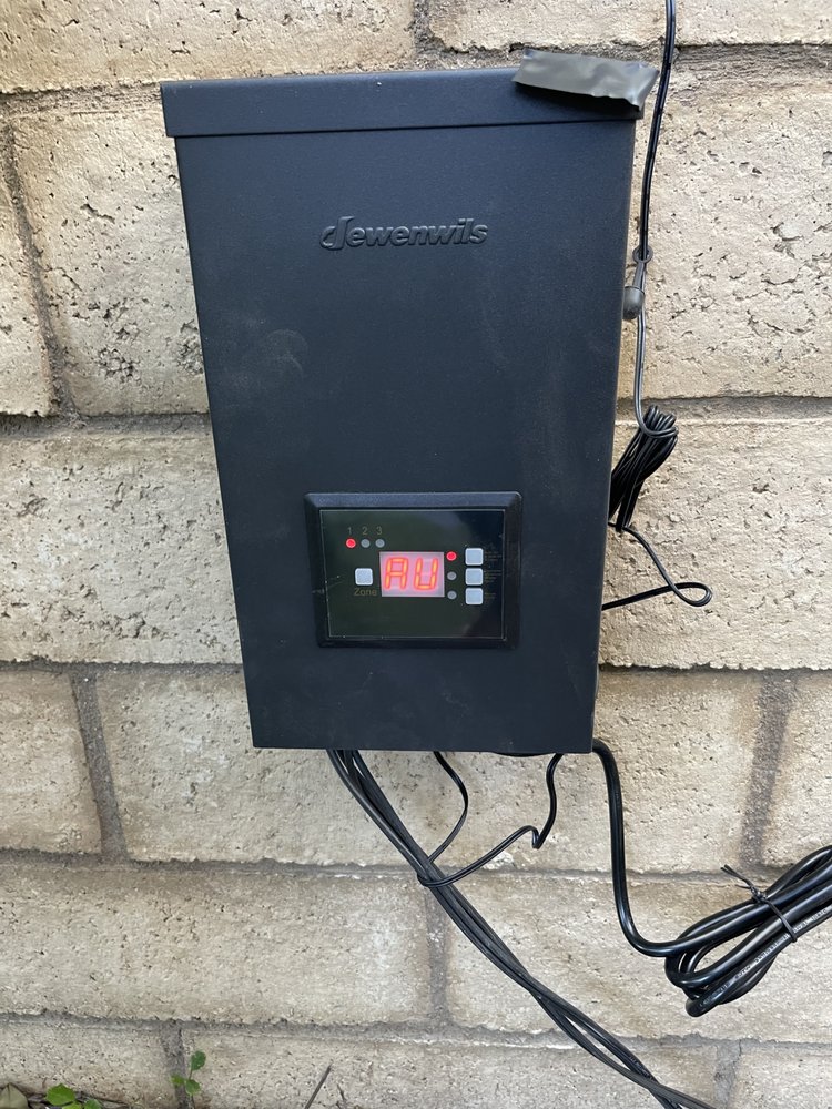 Slide of Bullz Eye Electrical