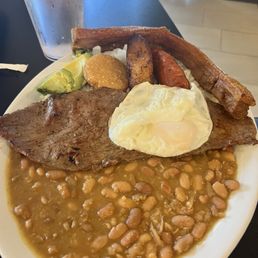 Bandeja Paisa