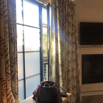Hotel 850 SVB - Privacy windows - Hotels Near Me - West Hollywood, California