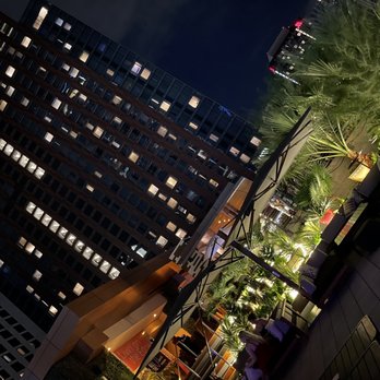 Edge Rooftop - Lounges Near Me - Austin, Texas