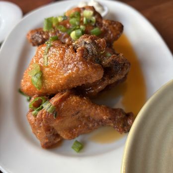 End of Elm - PERI PERI WINGS - New American Near Me - Morristown, New Jersey