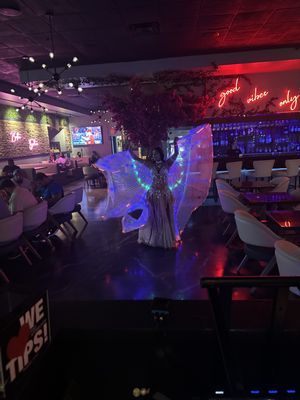 Zara Lounge by null