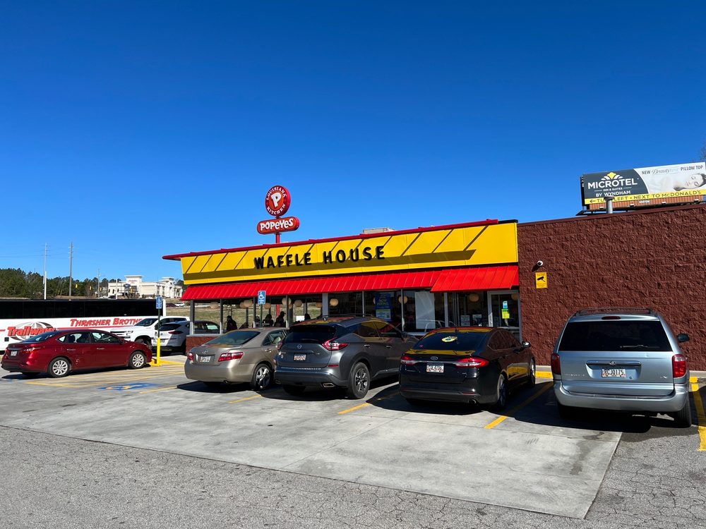 WAFFLE HOUSE Updated October 2024 24 Photos 1980 Alabama Ave