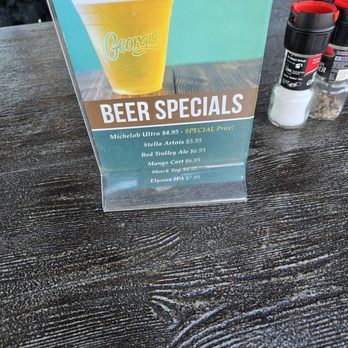 Georgia's Restaurant - 5 beers available and within those 5, most beer types are represented - Soul Food Near Me - Long Beach, California