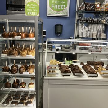 Kilwins Ice Cream - Chocolate - Fudge - Inside - Desserts Near Me - Pompano Beach, Florida