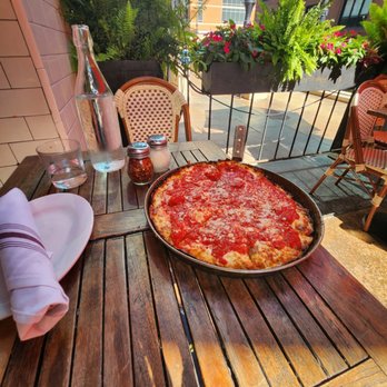 Labriola - Skinny deep dish pizza - Italian Near Me - Chicago, Illinois Labriola - Skinny deep dish pizza - Italian Near Me - Chicago, Illinois
