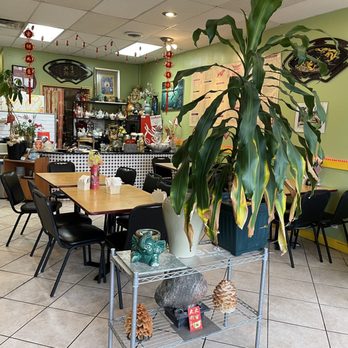 Golden Kitchen - a restaurant with tables and chairs - Chinese Near Me - Mundelein, Illinois Golden Kitchen - a restaurant with tables and chairs - Chinese Near Me - Mundelein, Illinois