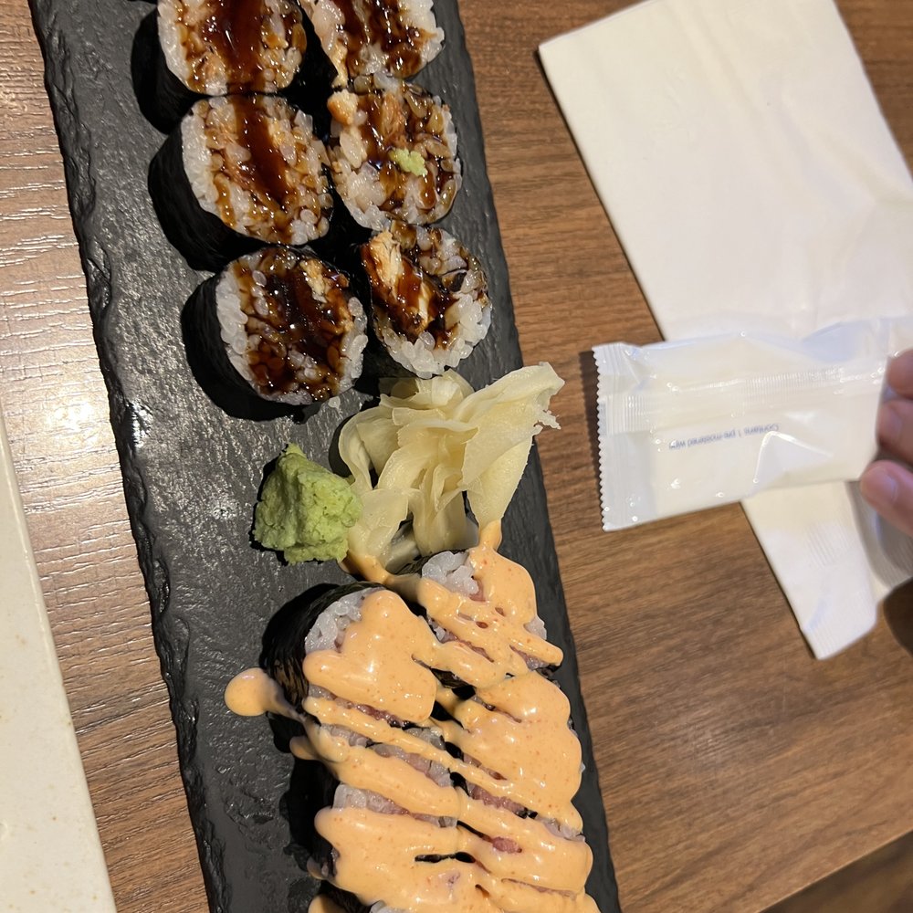 Japanese Restaurant Aki - Unagi & Spicy Tuna Roll - Japanese Near Me - Honolulu, Hawaii Japanese Restaurant Aki - Unagi & Spicy Tuna Roll - Japanese Near Me - Honolulu, Hawaii