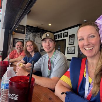 Lucky's Lunch Counter - Family at the in/out bar seating - Breakfast & Brunch Near Me - San Diego, California