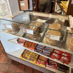 Mac's La Sierra Family Restaurant