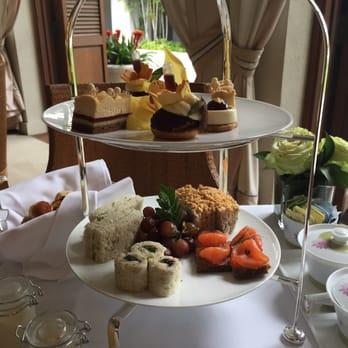 Halekulani Afternoon Tea - Tea Rooms Near Me - Honolulu, Hawaii Halekulani Afternoon Tea - Tea Rooms Near Me - Honolulu, Hawaii