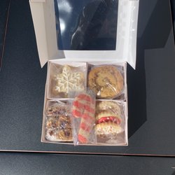The Sugar Chalet - Cookie bundle-- reserve your for the holidays
