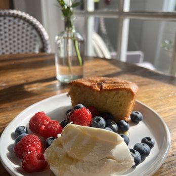 Mercantile at GrayBarns - Olive oil cake - Cafes Near Me - Norwalk, Connecticut Mercantile at GrayBarns - Olive oil cake - Cafes Near Me - Norwalk, Connecticut