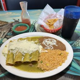 " Enchiladas Verdes " " Enchiladas Verdes "