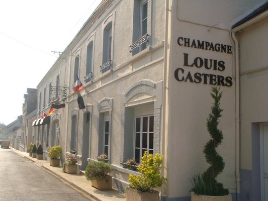 Champagne Louis Casters by null