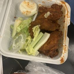 A7. Buffalo Wings with blue cheese
