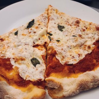 Baggios Pizza - good margarita - Pizza Near Me - Fort Lee, New Jersey