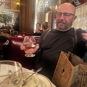 Le Diplomate - Brasseries Near Me - Washington, DC, District of Columbia