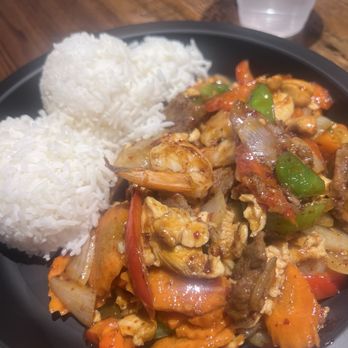 Palm Thai Cafe - Cashew nut stir fry - Thai Near Me - San Diego, California Palm Thai Cafe - Cashew nut stir fry - Thai Near Me - San Diego, California