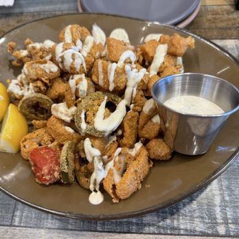 Sixty Six Acres - Calamari - Cocktail Bars Near Me - Albuquerque, New Mexico