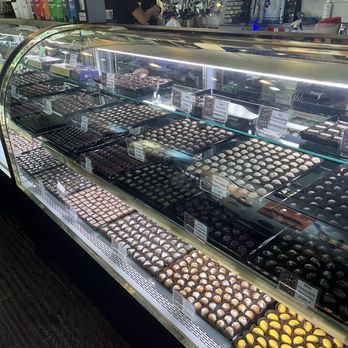 Coffee and Chocolate - Downtown - Chocolatiers & Shops Near Me - Knoxville, Tennessee Coffee and Chocolate - Downtown - Chocolatiers & Shops Near Me - Knoxville, Tennessee