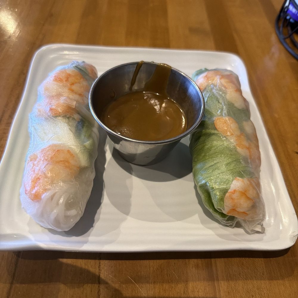 Basil Leaf Vietnamese Restaurant - I waited 30 seconds for this.    Shrimp spring roll.   The peanut sauce is amazing .    You must order - Vietnamese Near Me - Albuquerque, New Mexico