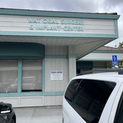 Wat Oral Surgery - Entrance