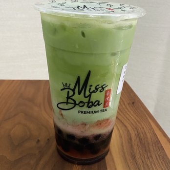 MissBoba - Strawberry matcha fresh milk w/ boba - Bubble Tea Near Me - Kent, Washington