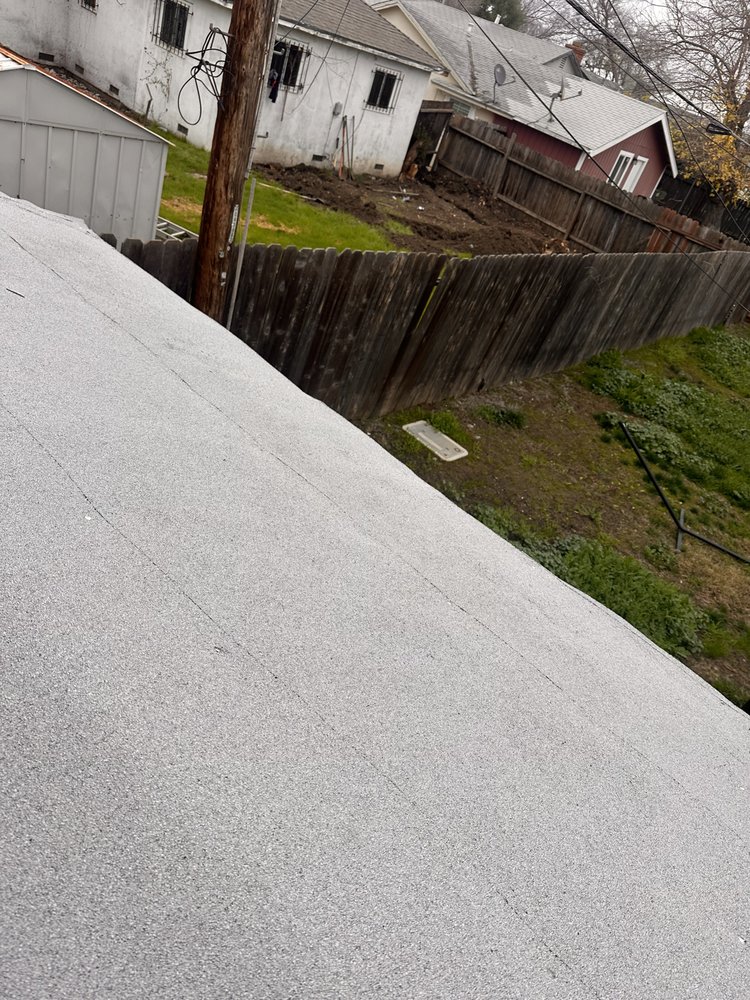 Slide of Duncan's Roofing