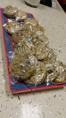 Between the Bun by null