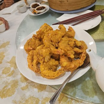 Golden Seafood Restaurant - Seafood Near Me - Vancouver, British Columbia