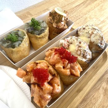 Atoyubu - Popping Spicy Salmon, Garlic Butter Crab, Wasabi Octopus, Lemon Pepper Salmon - Japanese Near Me - Buena Park, California