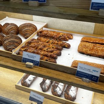 Paris Baguette - Pastries - Patisserie/Cake Shop Near Me - Plainview, New York Paris Baguette - Pastries - Patisserie/Cake Shop Near Me - Plainview, New York