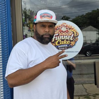 The Funnel Cake House - Darren, the owner and cook of this locally-owned and operated restaurant. - Patisserie/Cake Shop Near Me - Roanoke, Virginia The Funnel Cake House - Darren, the owner and cook of this locally-owned and operated restaurant. - Patisserie/Cake Shop Near Me - Roanoke, Virginia