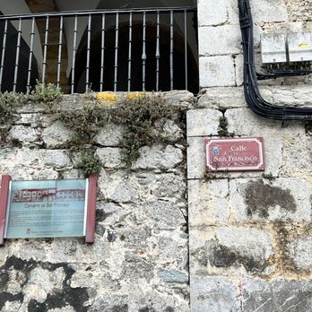 Ruta de la Puebla Vieja - Landmarks & Historical Buildings Near Me - Laredo, S
